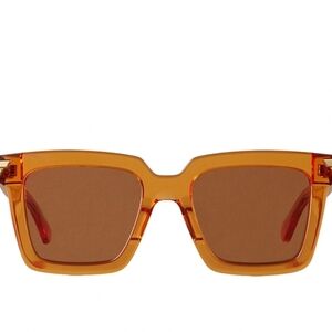 Bottega Veneta Sunglasses Green Hard Case & Cloth